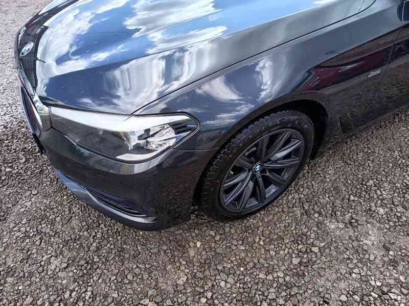 BMW 530D xDrive Sport Line 195KW ČR DPH - foto 33