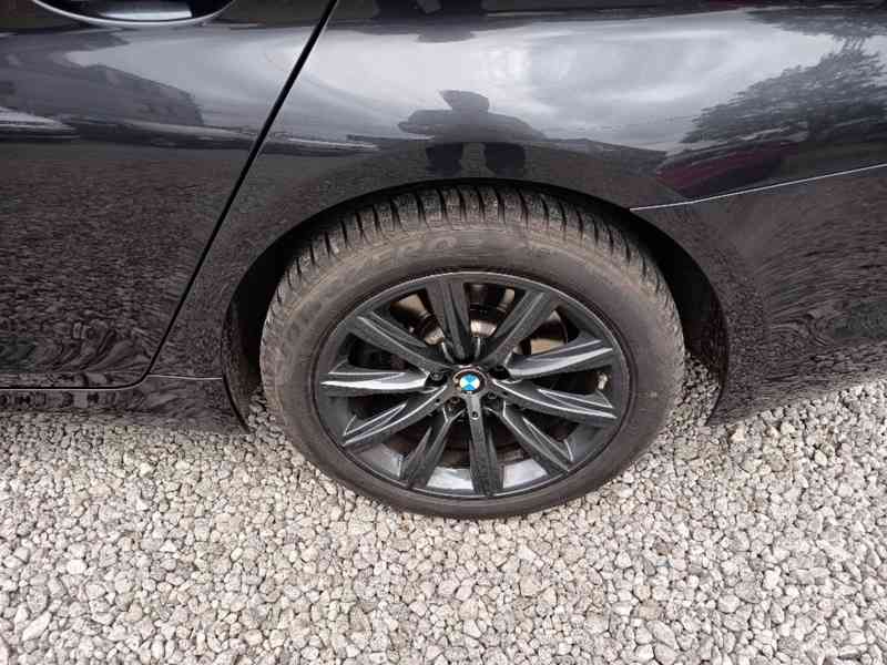 BMW 530D xDrive Sport Line 195KW ČR DPH - foto 23
