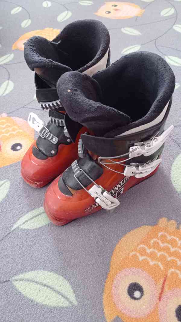 Dětské lyžařské boty Salomon vel. 23,5 (276), EUR 37 - foto 2