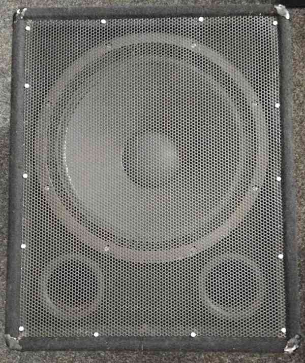 Pasivní Subwoofer 300 W/ v Peaku 600 W, 8 ohmů - foto 2