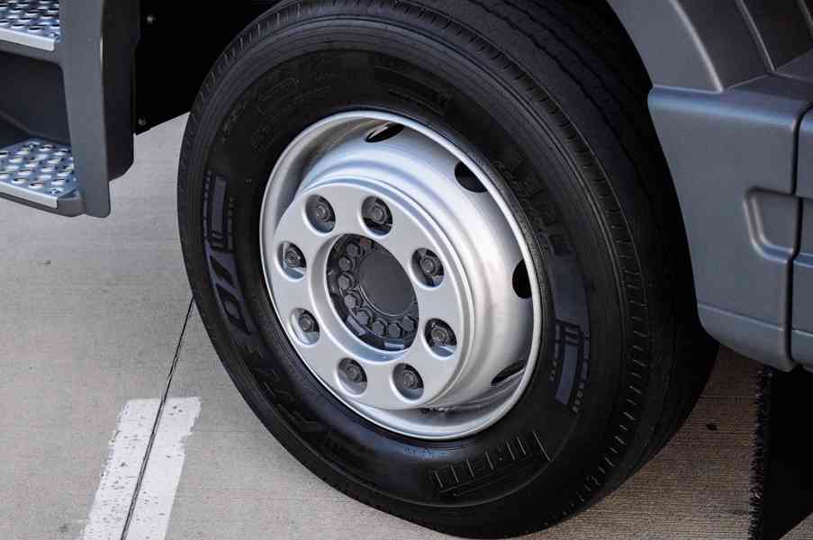 MERCEDES ATEGO 1218 - TŘÍSTRANNÝ S3 SKLÁPĚČ - VYKLÁPĚČ EU5 - foto 25