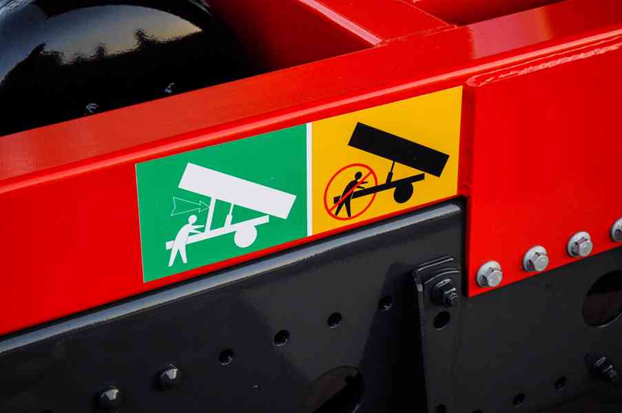 MERCEDES ATEGO 1218 - TŘÍSTRANNÝ S3 SKLÁPĚČ - VYKLÁPĚČ EU5 - foto 73