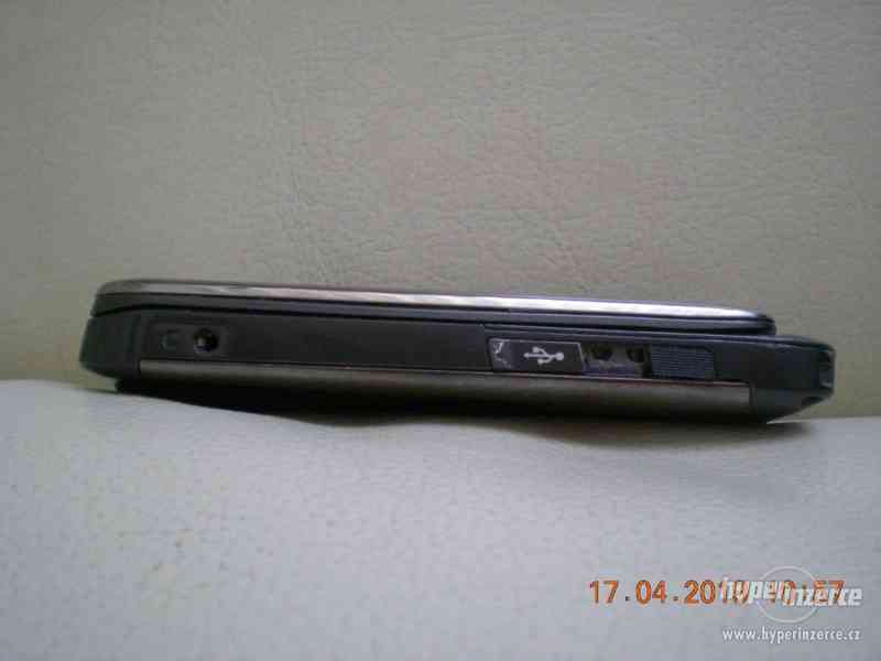 Nokia E66 z r.2010 - mobilní telefony od 50,-Kč - foto 6