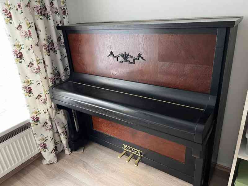 PIANO Pianino zn. ROUS s klavírní stoličkou - foto 8