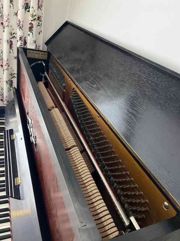 PIANO Pianino zn. ROUS s klavírní stoličkou - foto 6