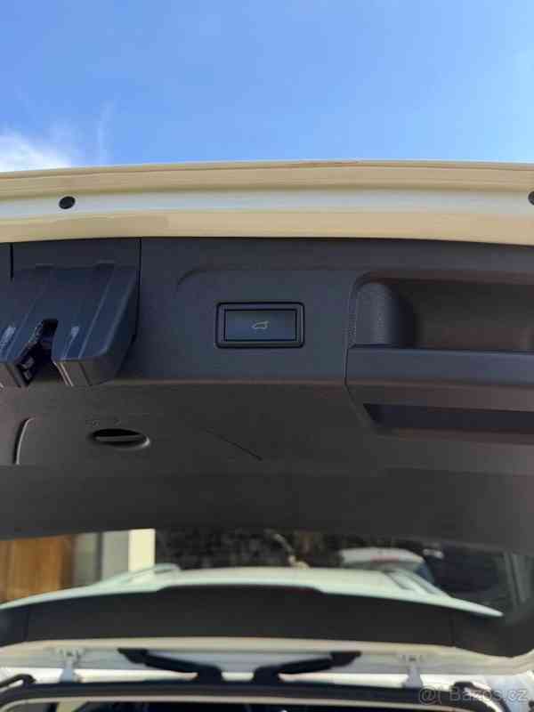 Volkswagen Touran 2,0   TDI 140kW HIGHLINE - foto 12