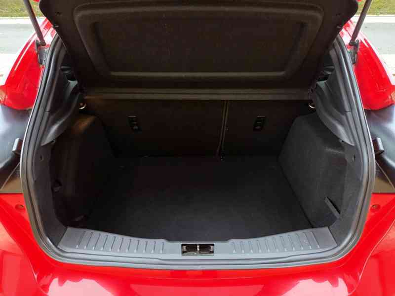 Ford Focus III 1.5 TDCi ST-Line - foto 13