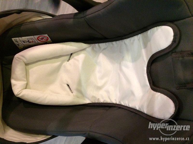 Kočárek Dorjan Prestige Butterfly 2014 - foto 4