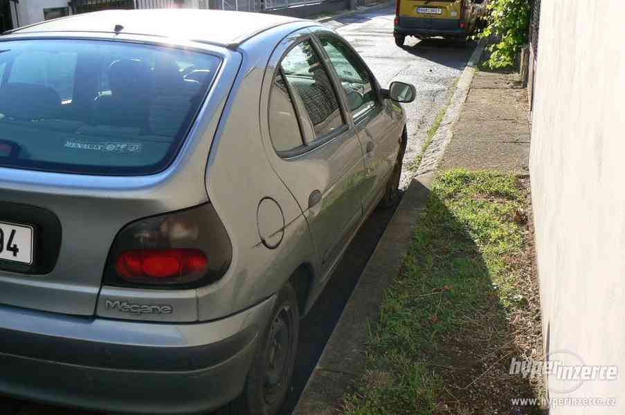Renault Mégane 1998 - foto 1
