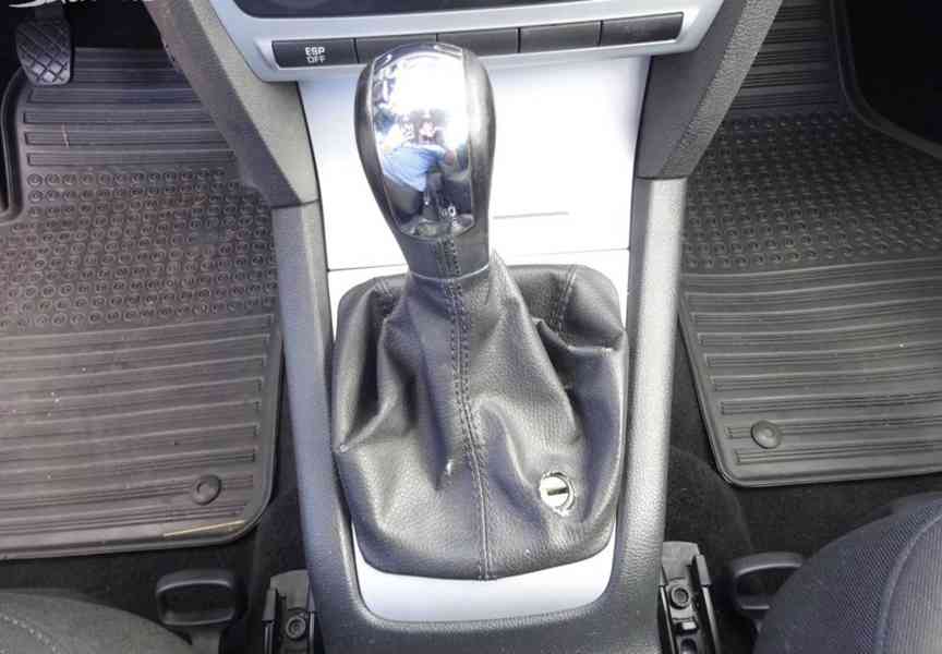 Škoda Octavia, 1,9 TDI (77 KW)r.v.-2009,STK 8/2028 - foto 13