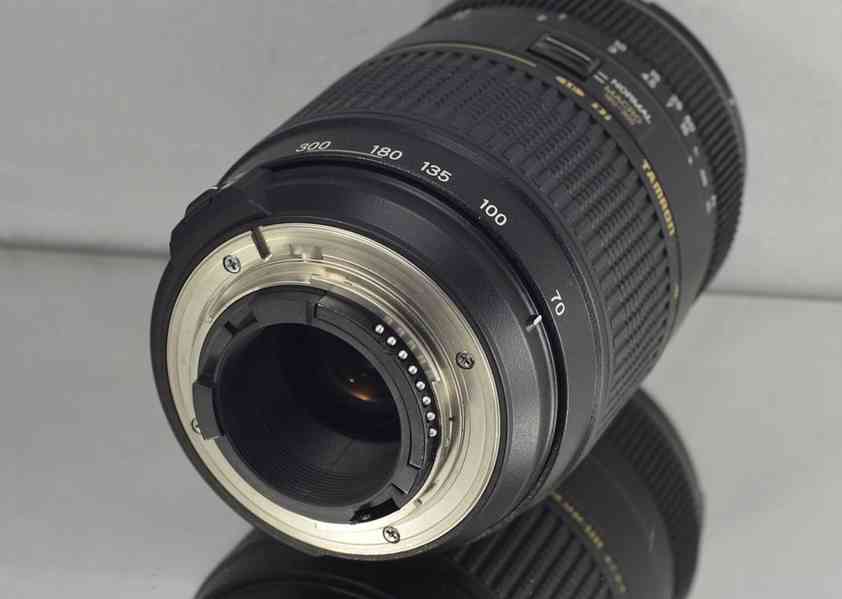pro Nikon - Tamron AF 70-300mm F/4-5.6 Di LD Macro - foto 5