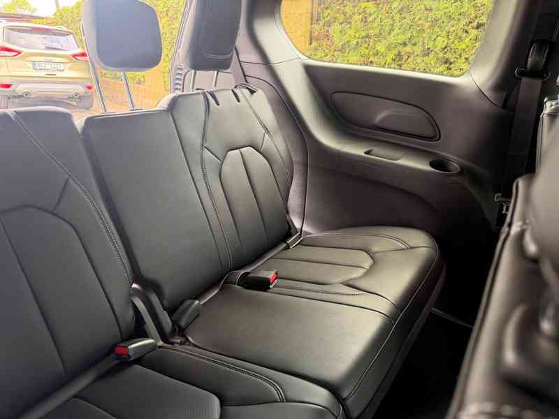 Chrysler Pacifica Voyager 3,6 Radar Nové 2025 DPH - foto 12