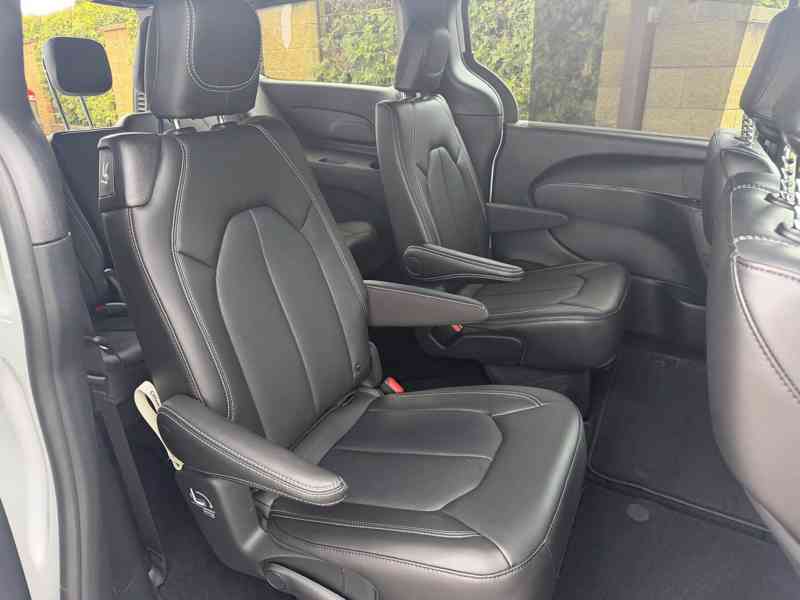 Chrysler Pacifica Voyager 3,6 Radar Nové 2025 DPH - foto 9