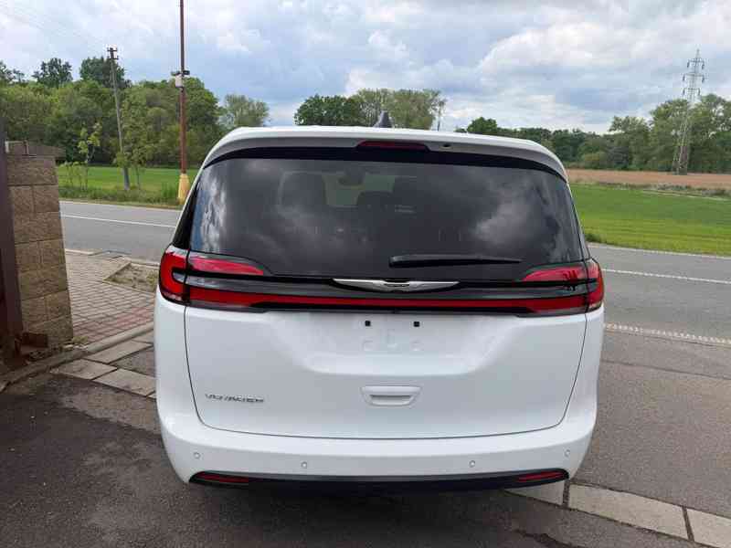 Chrysler Pacifica Voyager 3,6 Radar Nové 2025 DPH - foto 5