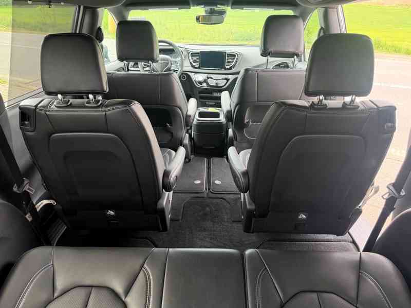 Chrysler Pacifica Voyager 3,6 Radar Nové 2025 DPH - foto 8