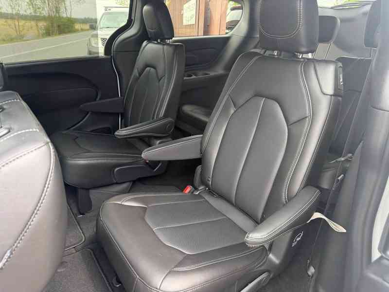 Chrysler Pacifica Voyager 3,6 Radar Nové 2025 DPH - foto 13