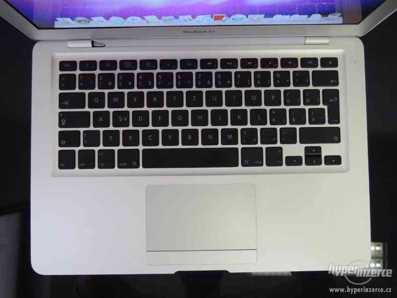 MacBook AIR 13.3"/C2D 1.8 GHz/2GB RAM/ZÁRUKA - foto 3