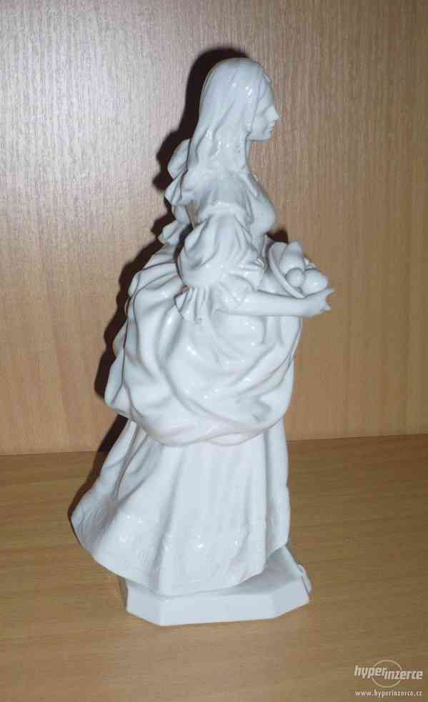 Porcelánová soška Selka - foto 4
