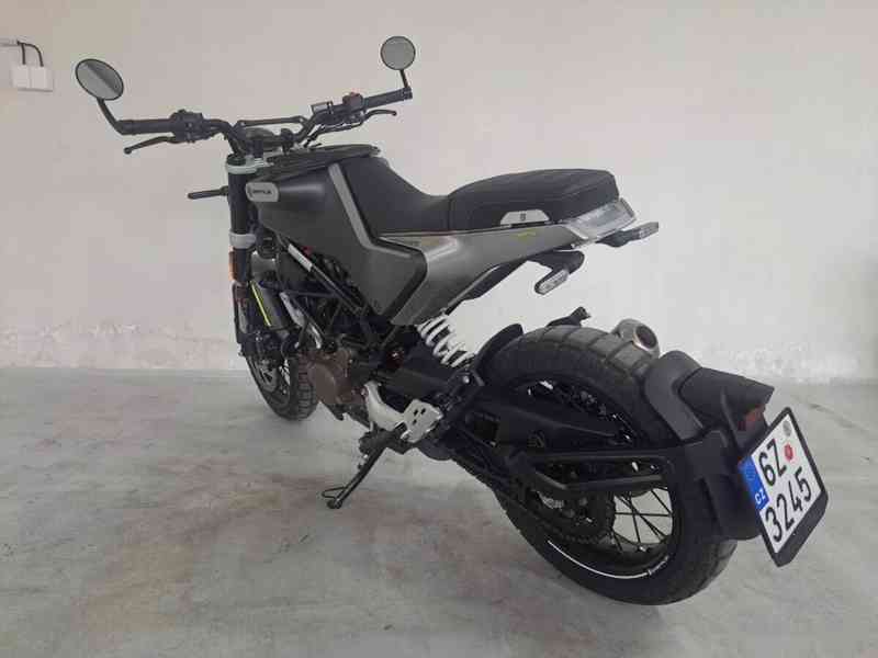 Husqvarna Svartpilen 125 ABS - foto 20