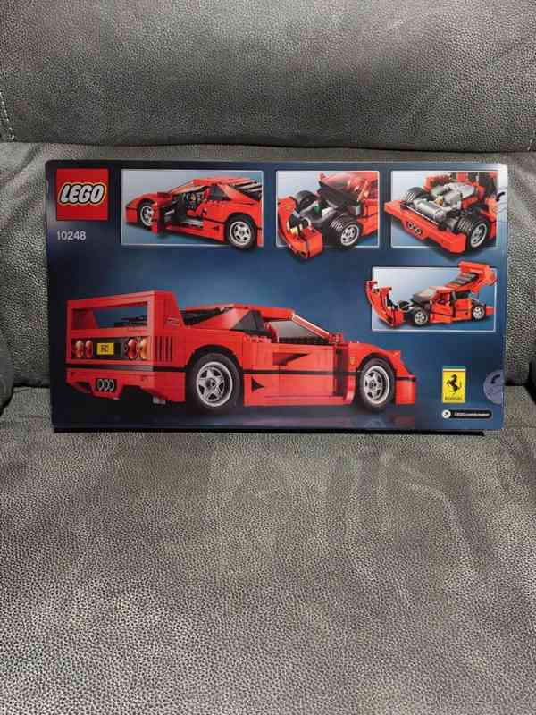 LEGO Creator Expert: Ferrari F40 (10248) - foto 2