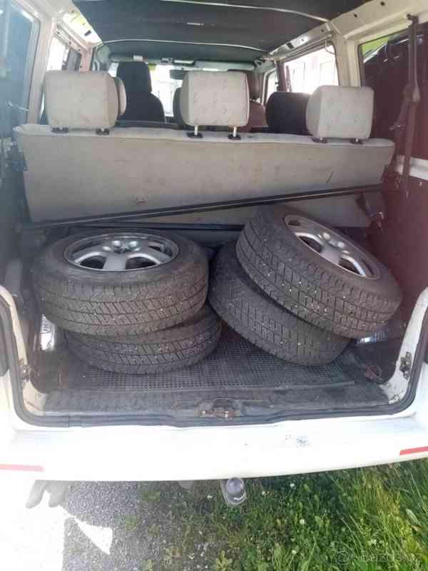 Volkswagen Transporter 2,5 T4 - foto 9