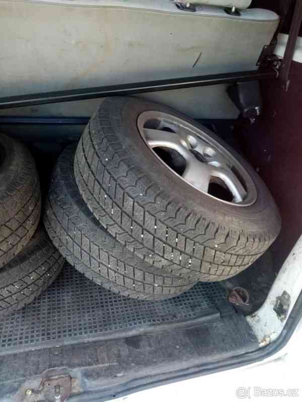 Volkswagen Transporter 2,5 T4 - foto 11