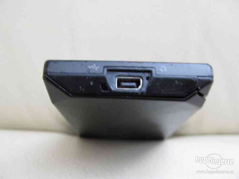 HTC Diamond Touch - dotykový mobilní telefon - foto 5