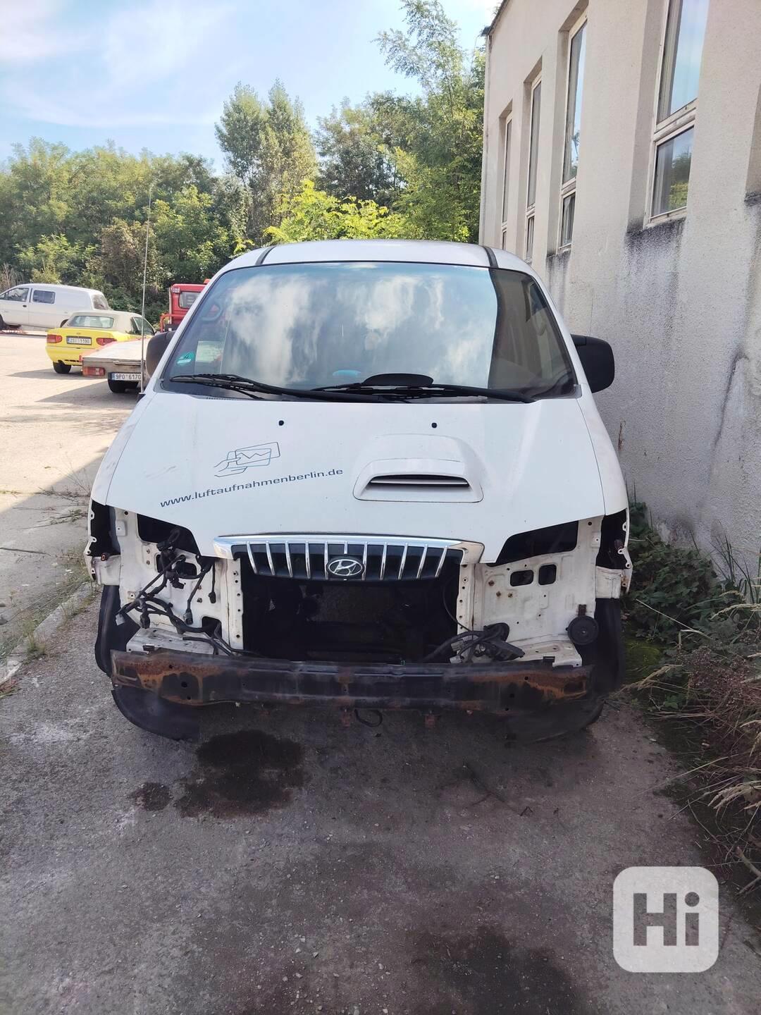 Hyundai H1  - foto 1