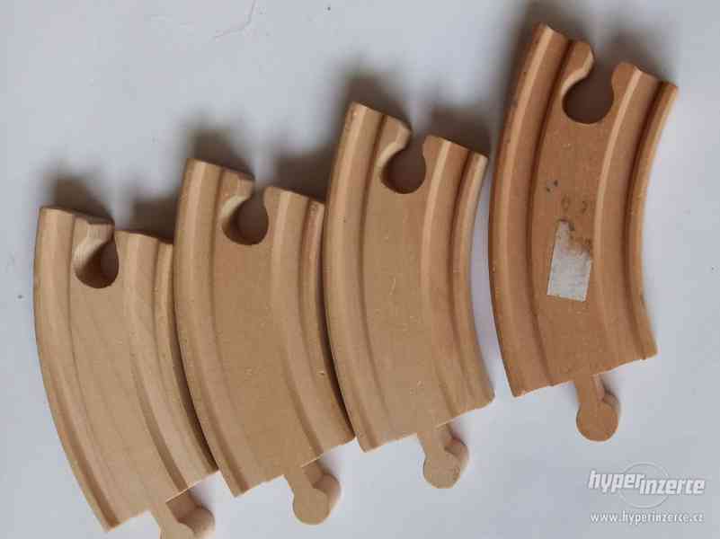 dřevěné vláčky, část od Maxim - foto 6