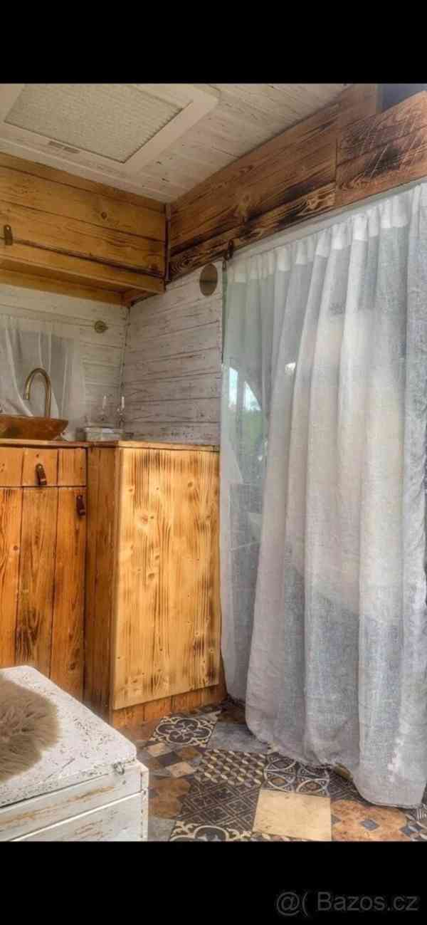 Iveco Daily Obytná dodávka - foto 12