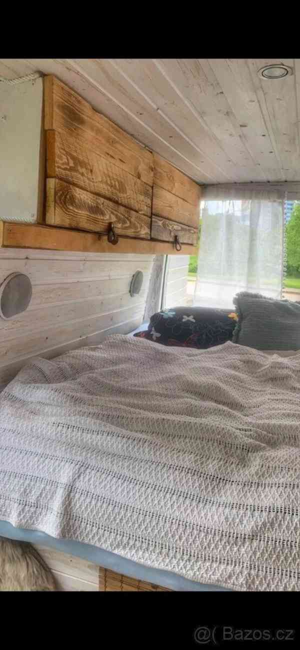 Iveco Daily Obytná dodávka - foto 11