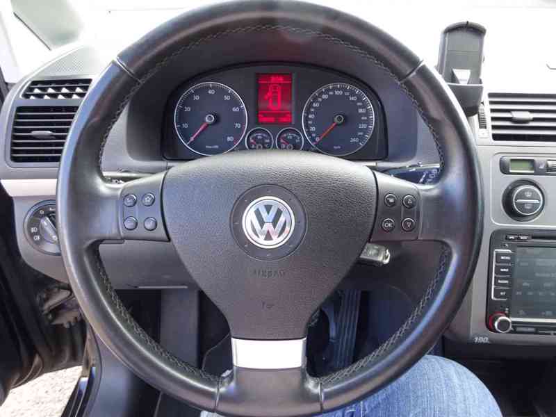 VW Touran 1.4 TSI r.v.2009 Elegance serviska - foto 10