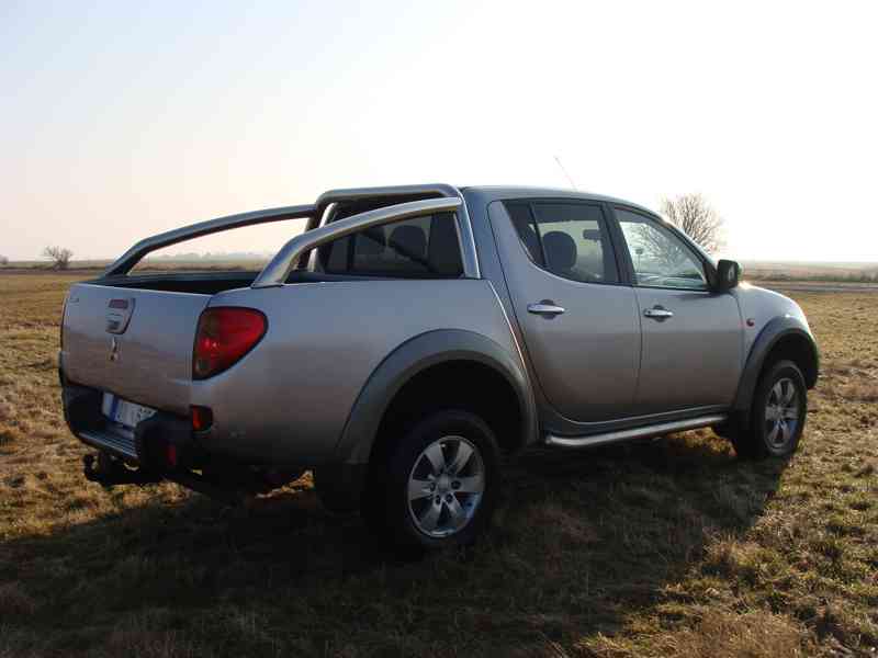 Mitsubishi L200, 2,5 Di-D 4x4 rok 2008 - foto 3