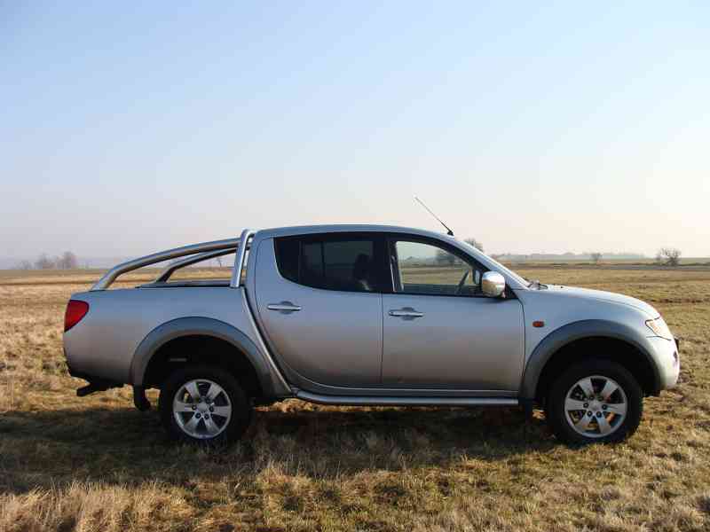 Mitsubishi L200, 2,5 Di-D 4x4 rok 2008 - foto 8