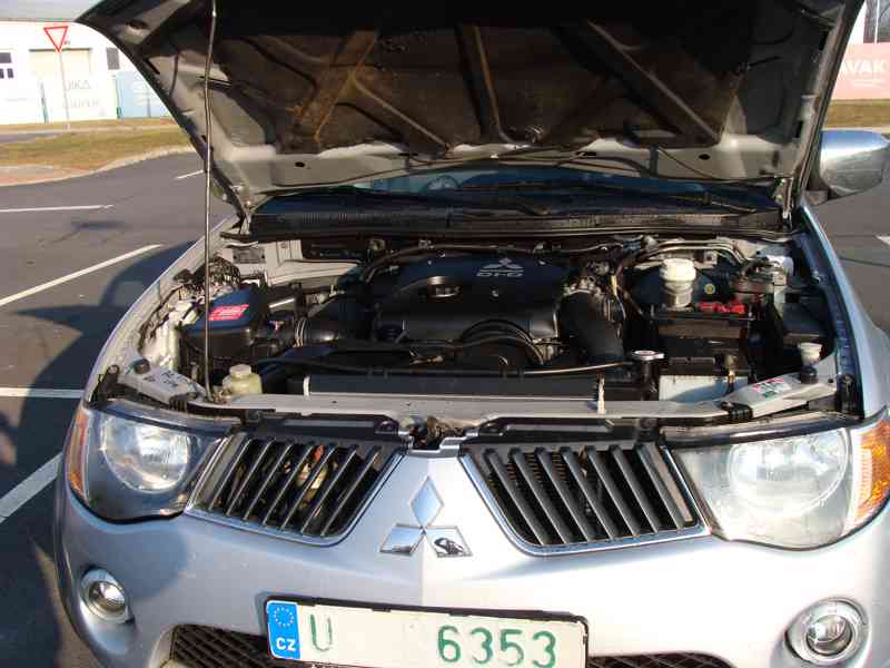 Mitsubishi L200, 2,5 Di-D 4x4 rok 2008 - foto 17