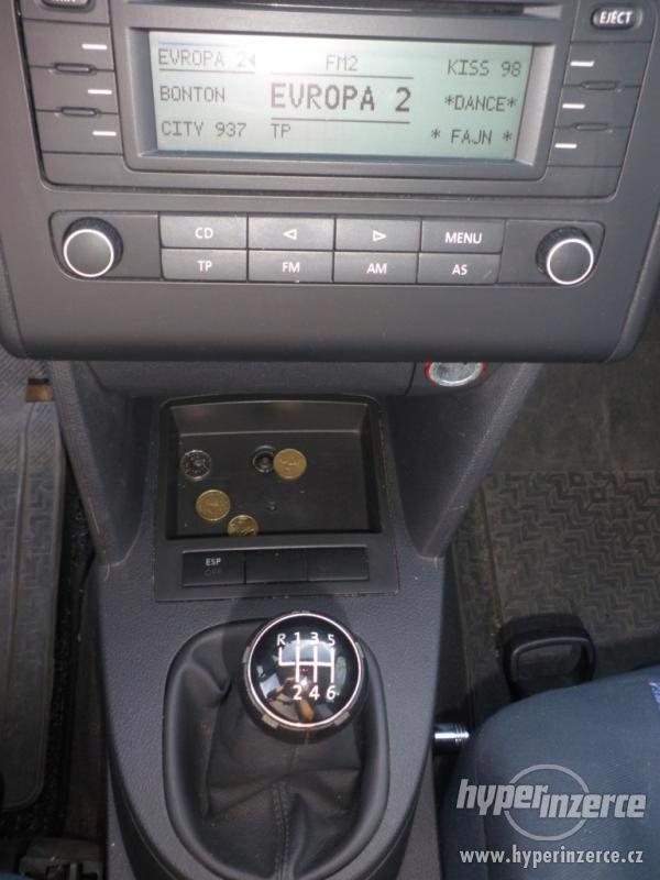 Volkswagen Touran - foto 9