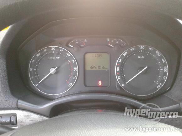 Škoda Octavia II,1.9TDi,combi,Elegance-bílá - foto 8