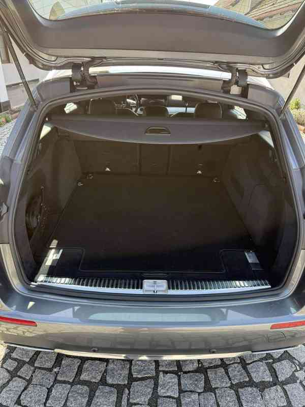 Mercedes-Benz E 220d AMG Line - foto 14
