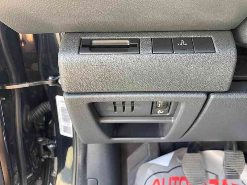 Peugeot 3008, 1,6 88kW, SERVISKA - foto 12