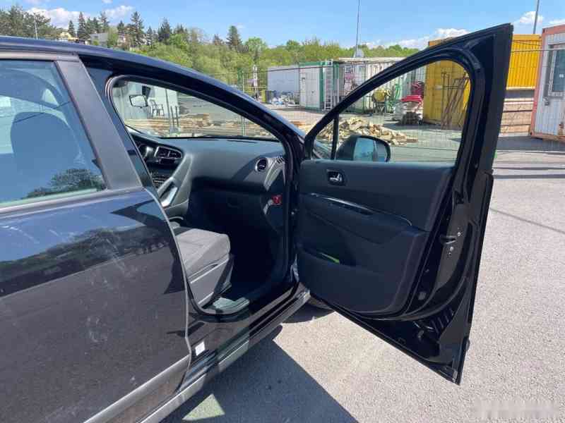 Peugeot 3008, 1,6 88kW, SERVISKA - foto 15