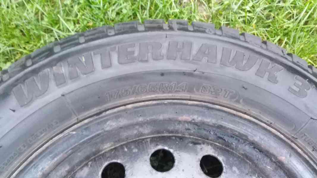 sada zimní pneu 175/65 R14 Firestone Winterhawk 3 s disky - foto 2