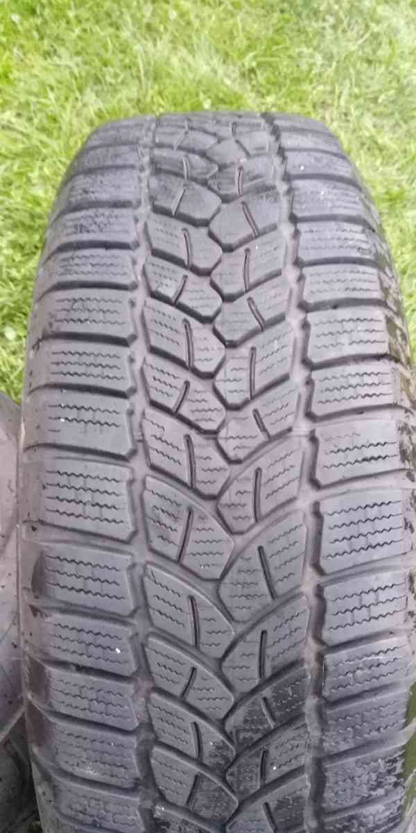 sada zimní pneu 175/65 R14 Firestone Winterhawk 3 s disky - foto 4