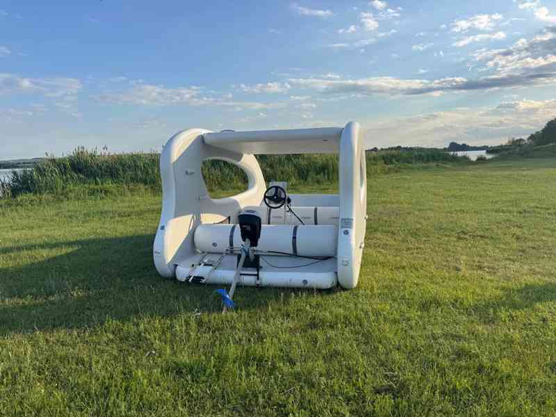 Elektrická nafukovací loď Electricat 450 – 6 osob, bez vleku - foto 4