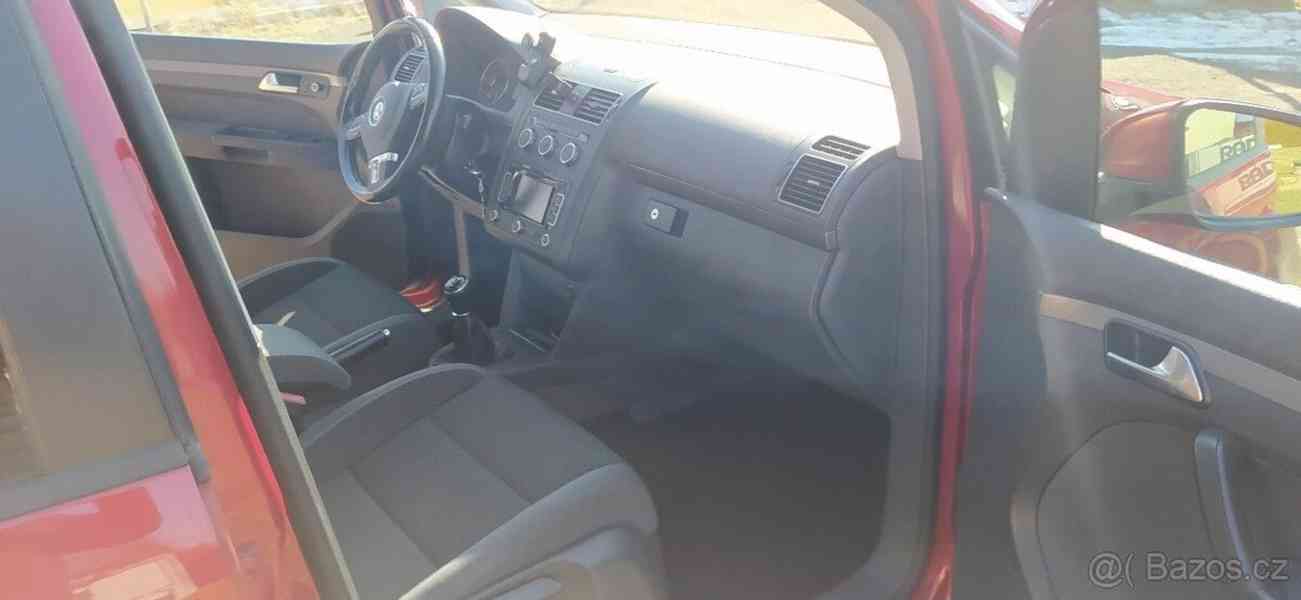 Volkswagen Touran 2,0 TDI DPF COMFORTLINE, diesel - foto 5