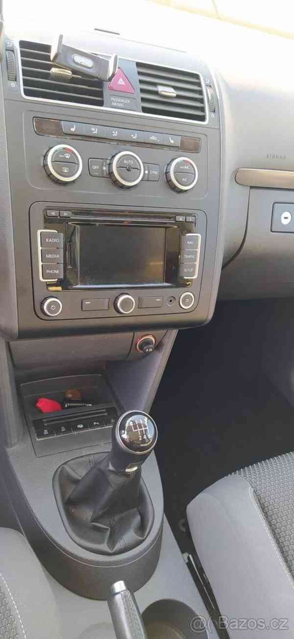 Volkswagen Touran 2,0 TDI DPF COMFORTLINE, diesel - foto 9
