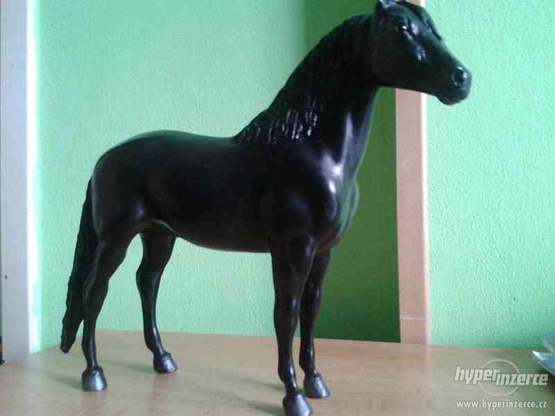 PRODÁM KONĚ BREYER - foto 1