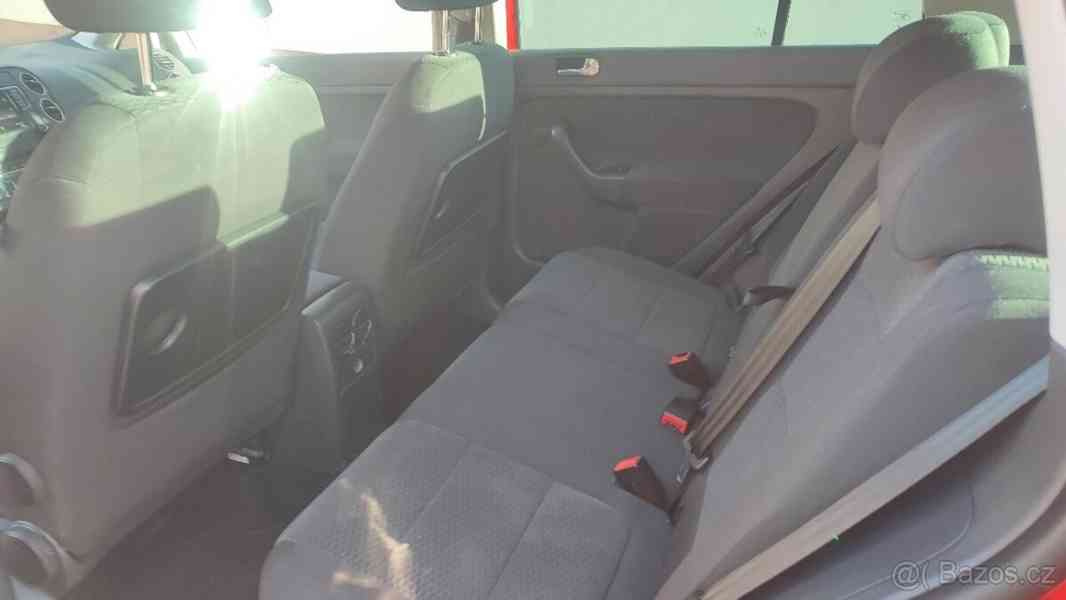 Volkswagen Golf 1,2   PLUS TSI 77kW 7st. DSG Automat - foto 13