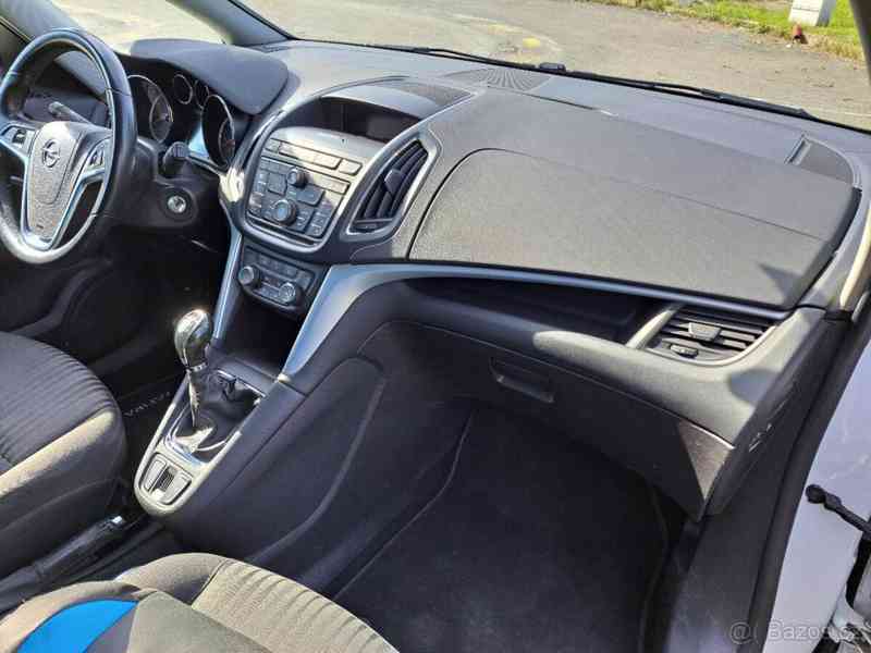 Opel Zafira 1,6   CNG/benzín - foto 9