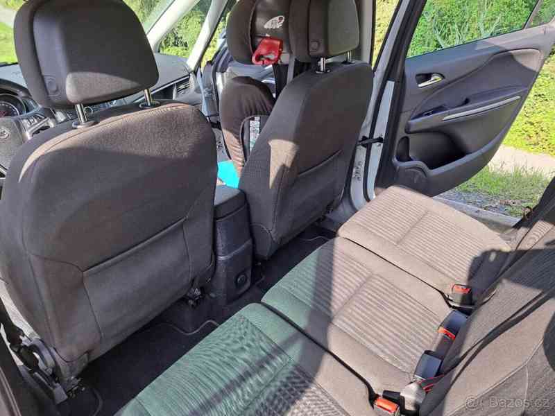 Opel Zafira 1,6   CNG/benzín - foto 14
