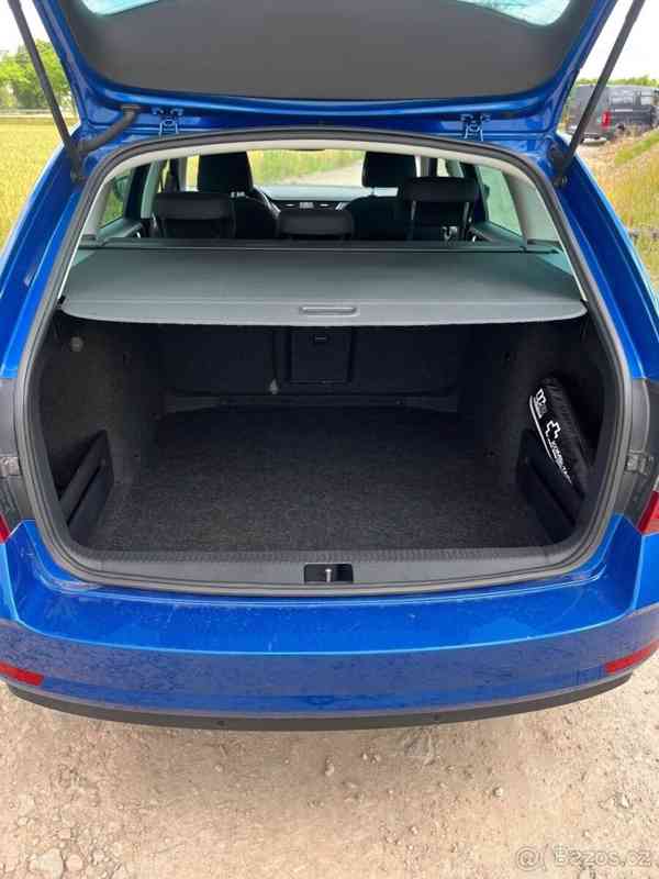 Škoda Octavia 1,6   TDI DSG 85kW - foto 16